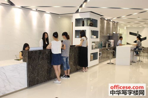 智慧新城業主直租 無中介費寫字樓，含水電物業空調每月僅699元起